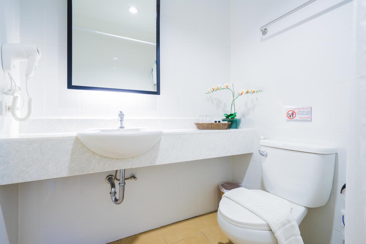 Phuket Vapa Hotel - Sha Extra Plus מראה חיצוני תמונה